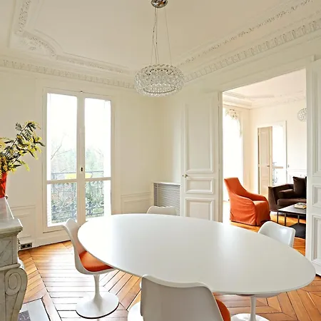 Haussmanien 5. Vue Sur Parc Appartement Paris