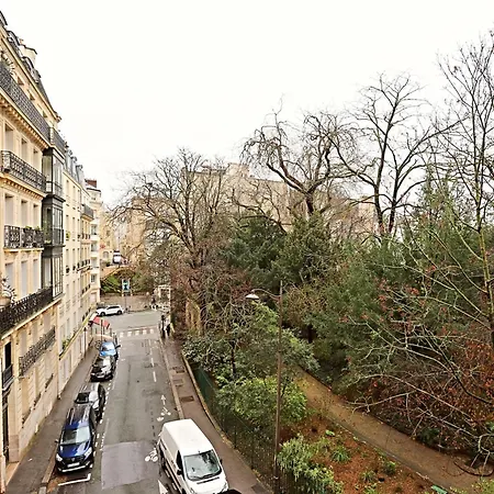 Appartement Haussmanien 5. Vue Sur Parc Paris