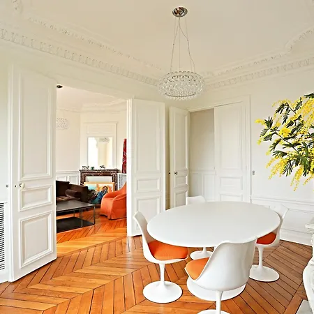 Haussmanien 5. Vue Sur Parc Appartement